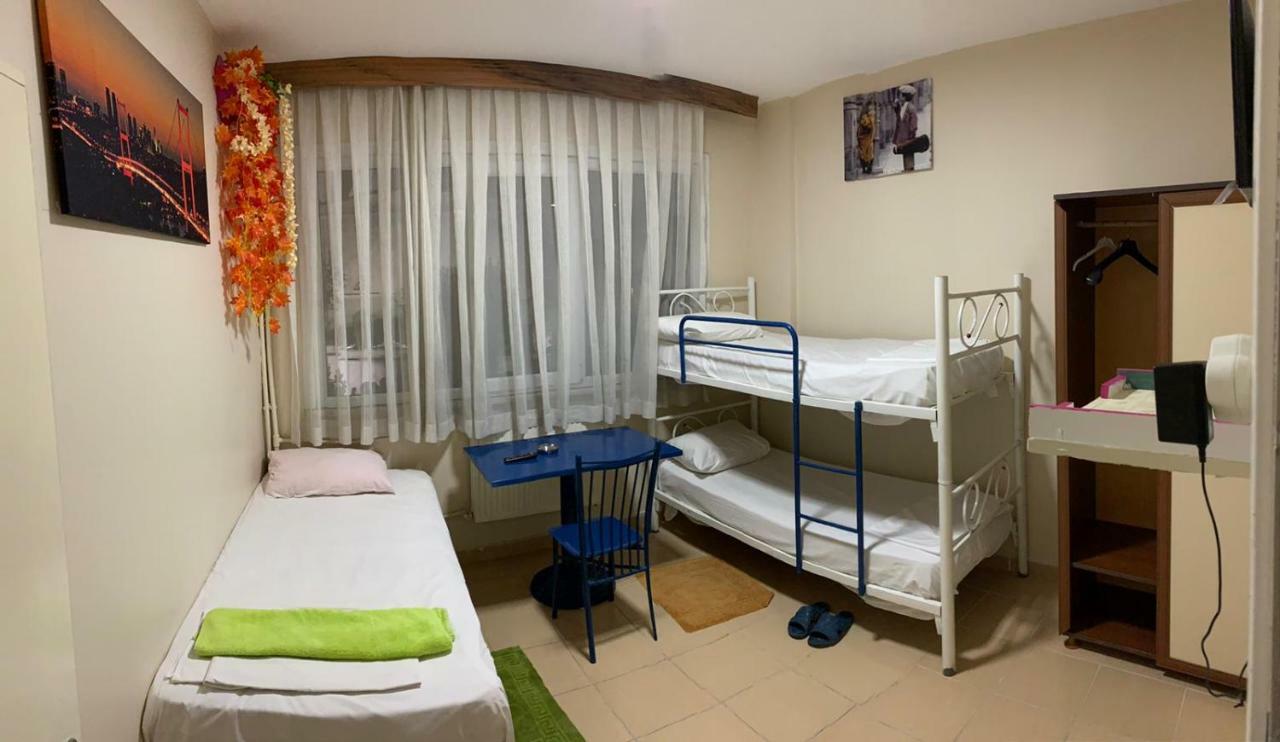 Hayat Pansiyon Hostel Истанбул Екстериор снимка