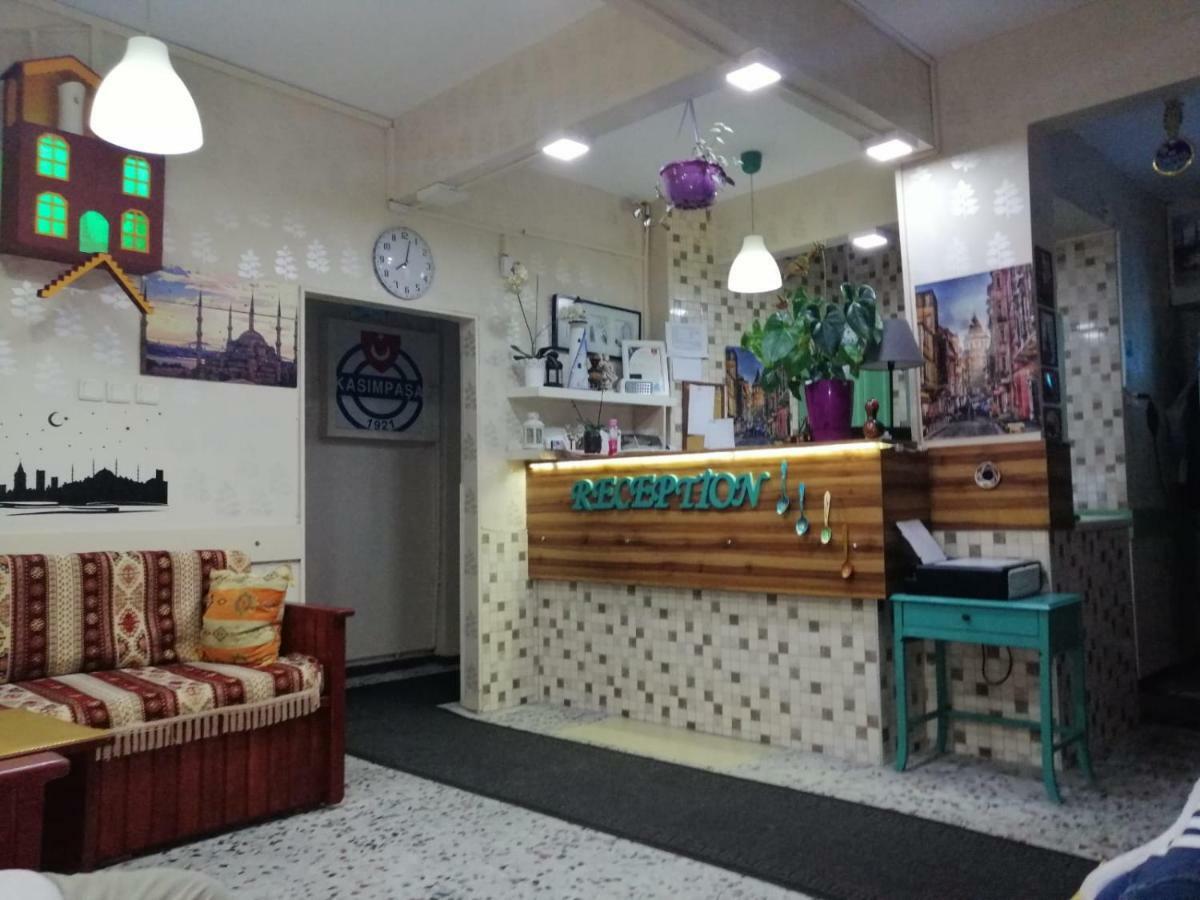 Hayat Pansiyon Hostel Истанбул Екстериор снимка